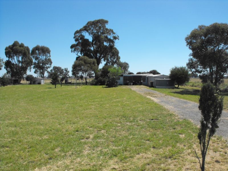9-11      5 Acre Stewart Street, Wilby VIC 3728