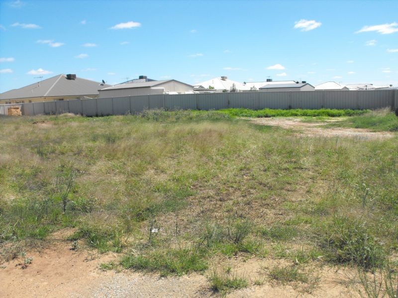 34 ZORRO DRIVE, Yarrawonga VIC 3730
