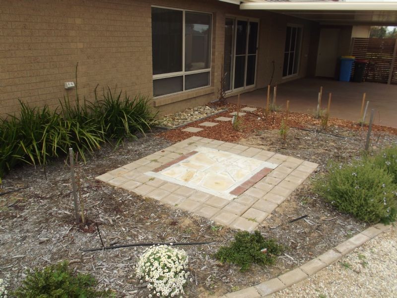 8 Phillip Hyland Drive, Yarrawonga VIC 3730