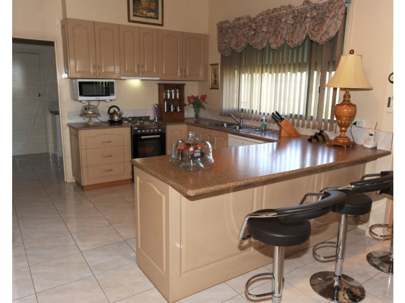 Lifestyle -275 River Road, Benalla VIC 3672