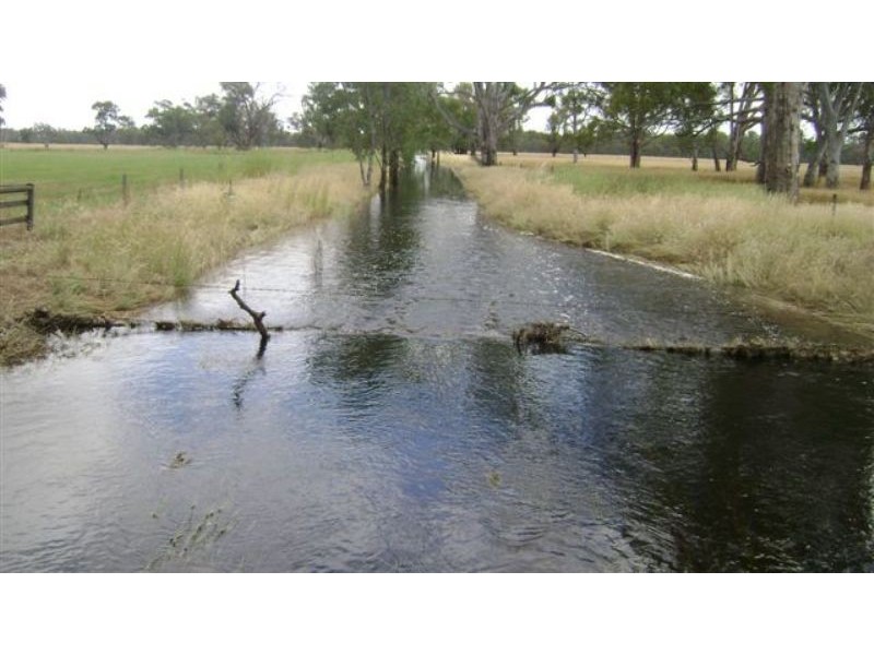 Lifestyle -275 River Road, Benalla VIC 3672