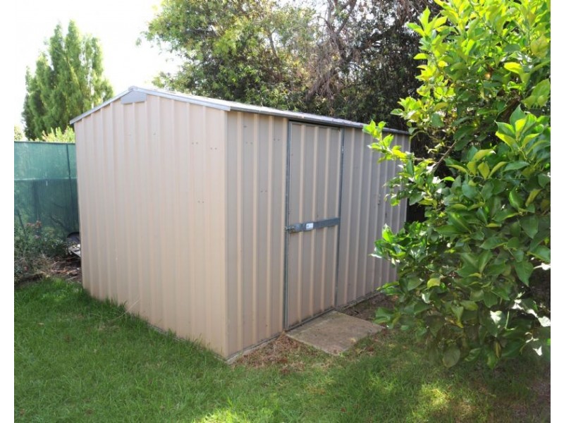 30 Sunshine Blvd, Mulwala NSW 2647