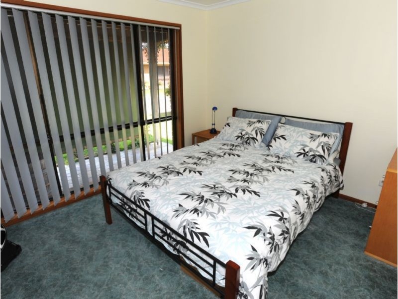 30 Sunshine Blvd, Mulwala NSW 2647