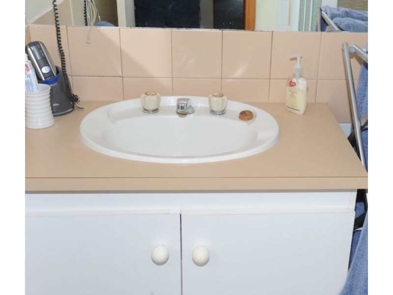 30 Sunshine Blvd, Mulwala NSW 2647