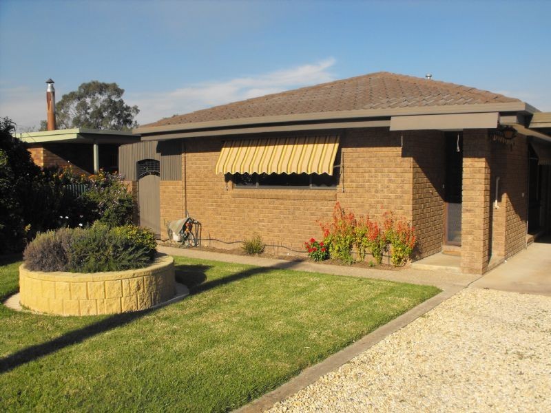 Unit-2/20 Hicks Road, Mulwala NSW 2647