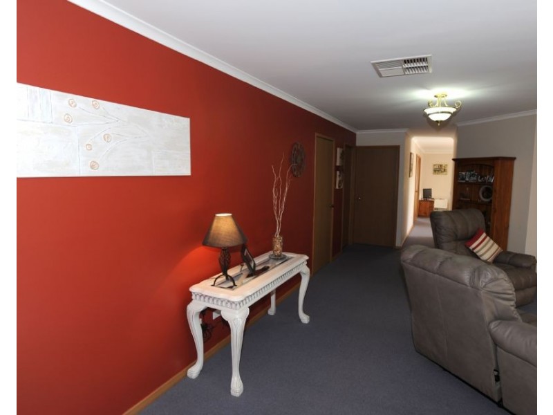 27 Murray Street, Yarrawonga VIC 3730