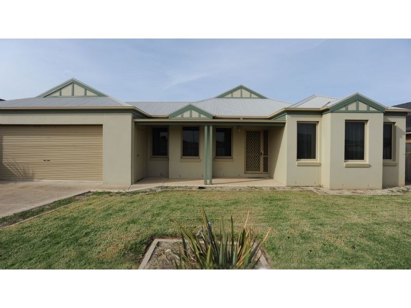4 Fields Ave, Yarrawonga VIC 3730