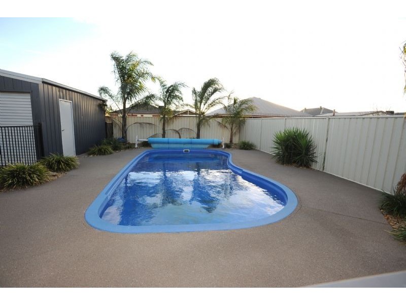 4 Linda Crescent, Yarrawonga VIC 3730