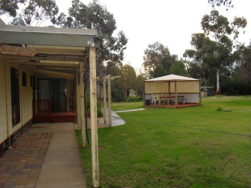 104 Katamatite-Yarrawonga Rd, Yarrawonga VIC 3730