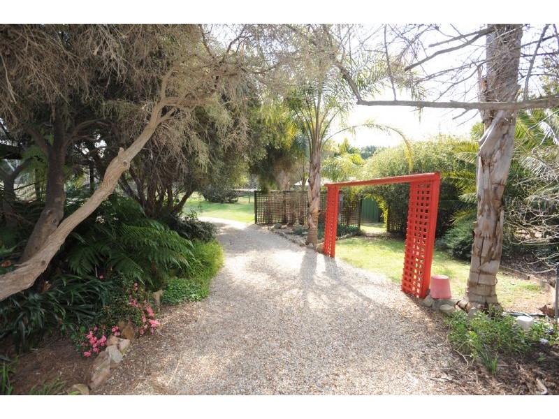 54 Wanani Road, Mulwala NSW 2647
