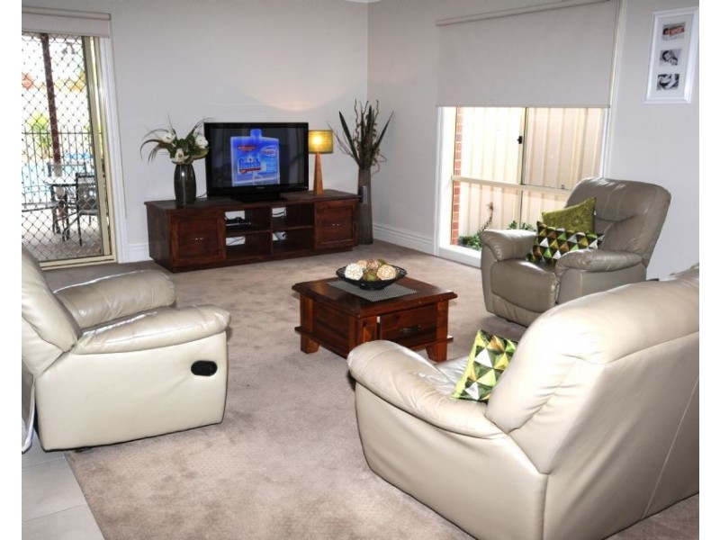 24 Kathryn Crescent, Yarrawonga VIC 3730