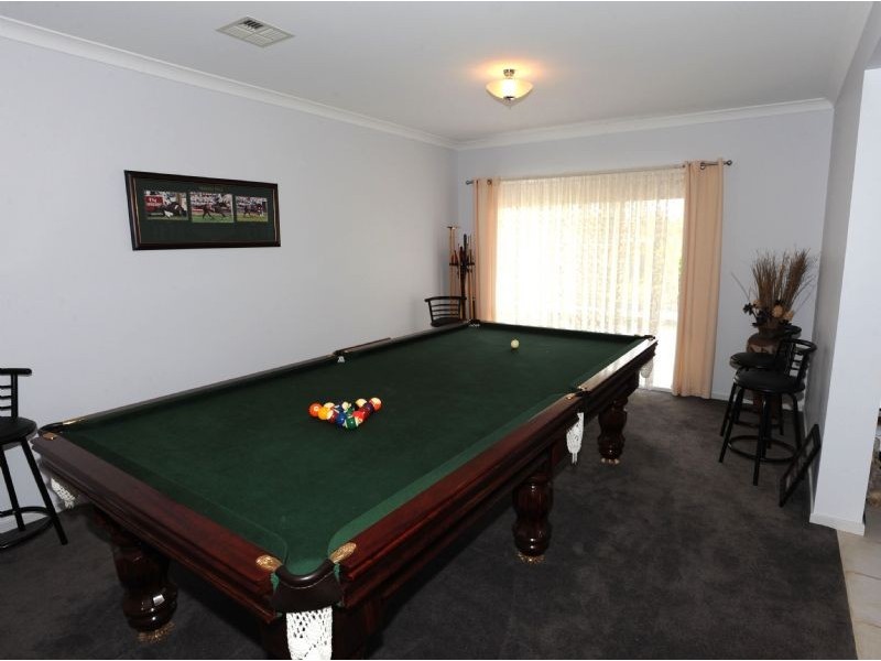 2 Heather Circuit, Mulwala NSW 2647