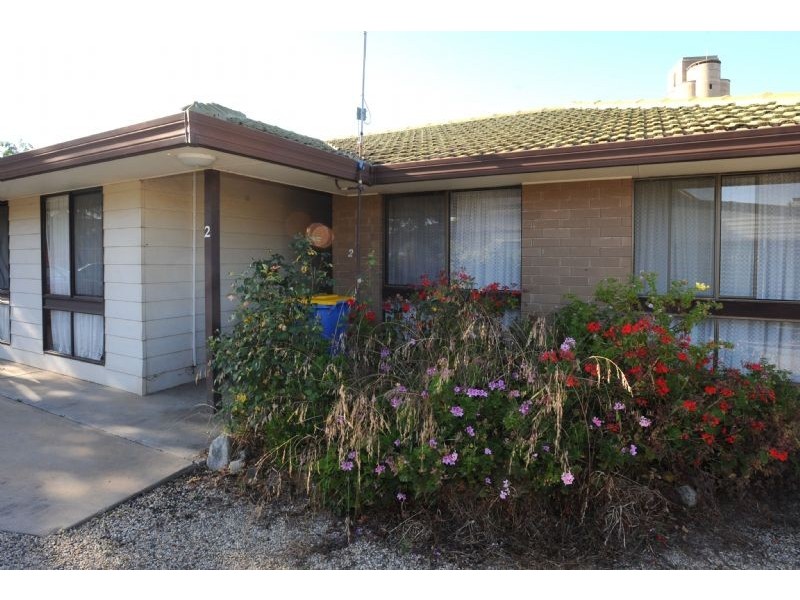 Unit 1 & 2 & 3/33 Tom Street, Yarrawonga VIC 3730