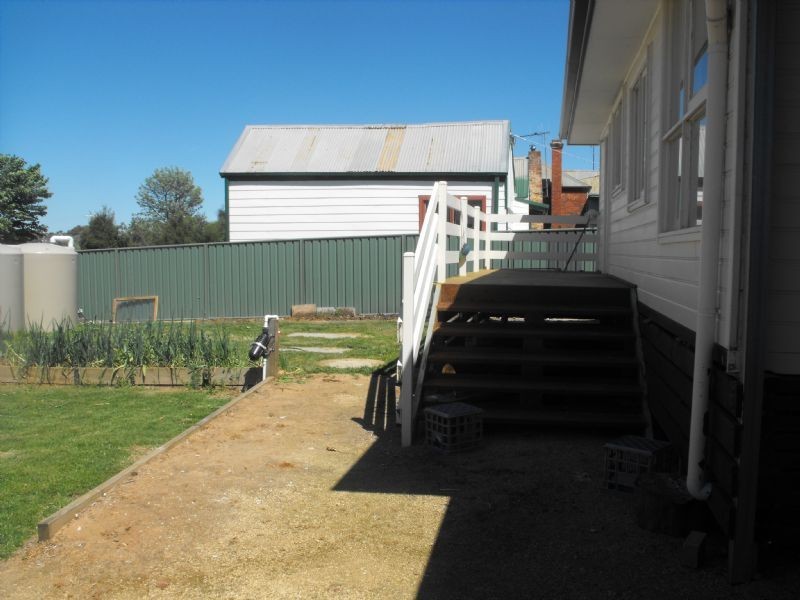 16 Tower Street, Tungamah VIC 3728