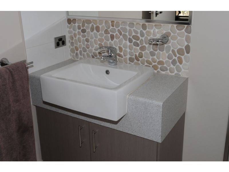 2C McCarthy Close, Yarrawonga VIC 3730