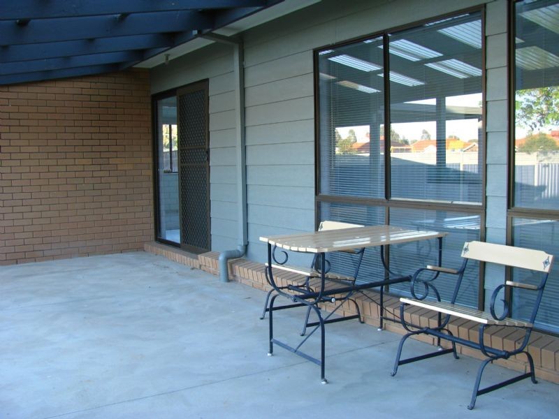 2/8 Conifer Close, Yarrawonga VIC 3730