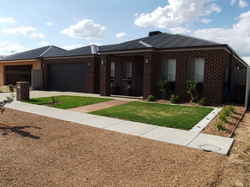 57 Lakeview Circuit, Yarrawonga VIC 3730