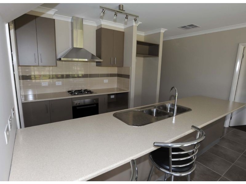 28 Coco Cres, Yarrawonga VIC 3730