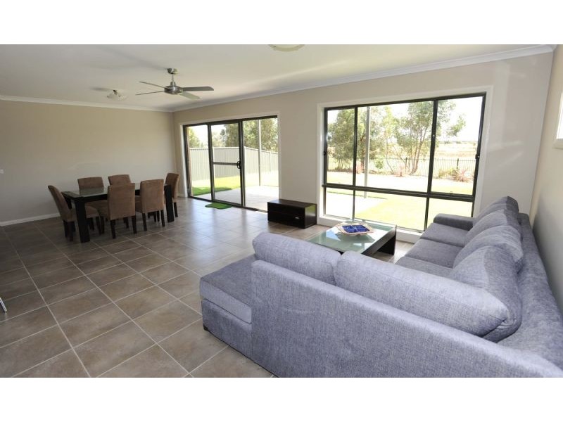 28 Coco Cres, Yarrawonga VIC 3730