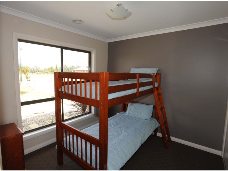 28 Coco Cres, Yarrawonga VIC 3730