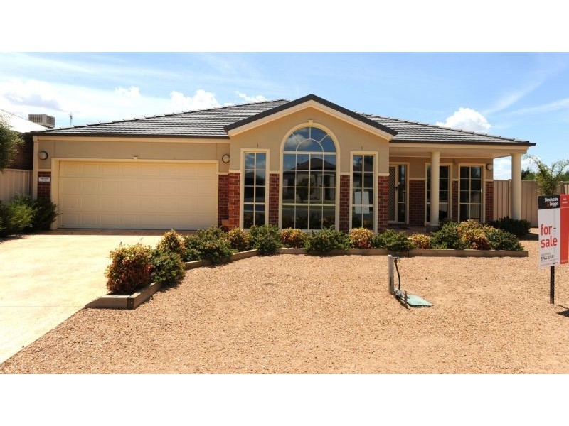 4 Derry Drive, Yarrawonga VIC 3730