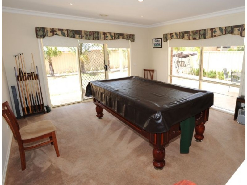 4 Derry Drive, Yarrawonga VIC 3730