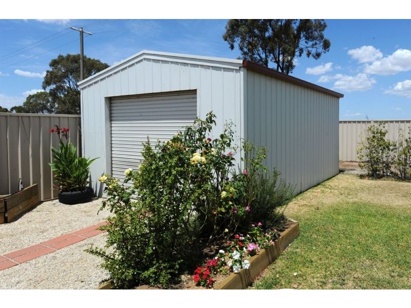 27 Zorro Drive, Yarrawonga VIC 3730