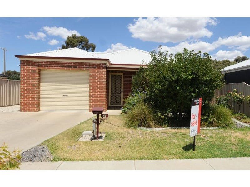 27 Zorro Drive, Yarrawonga VIC 3730