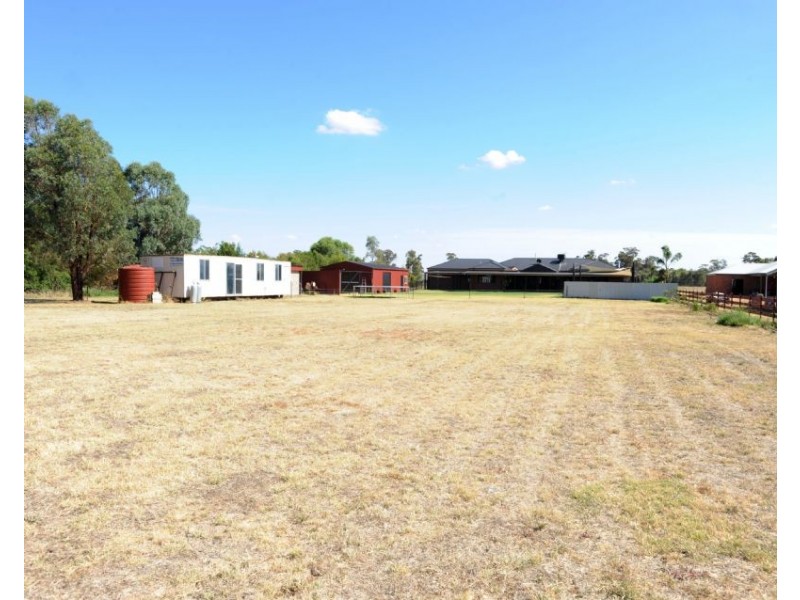 74 Cahills Road, Yarrawonga VIC 3730