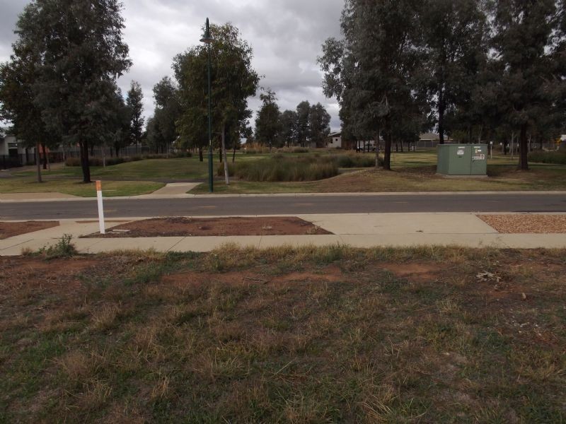 40 Phillip Hyland Drive Silverwoods, Yarrawonga VIC 3730