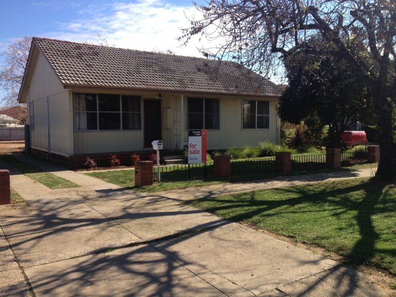 43 Pinneger Street, Yarrawonga VIC 3730