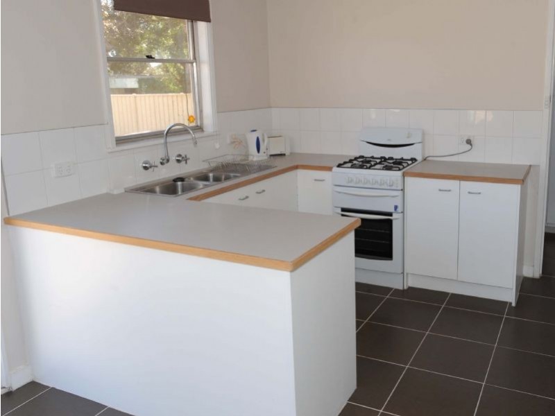 43 Pinneger Street, Yarrawonga VIC 3730