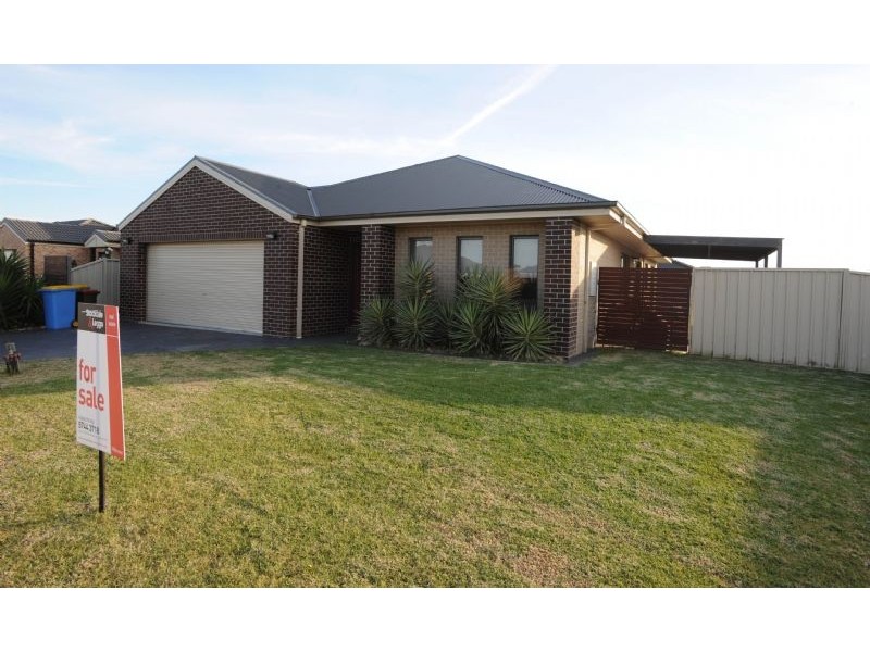 13 La Bamba Drive, Yarrawonga VIC 3730