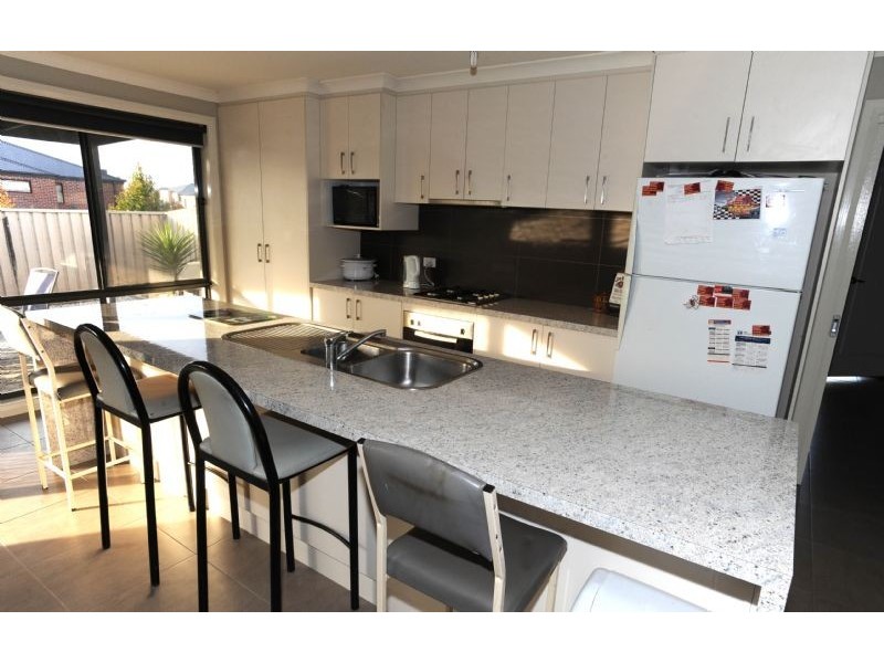 13 La Bamba Drive, Yarrawonga VIC 3730