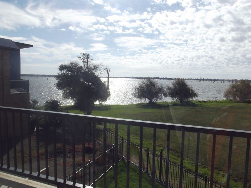 3/10 Luton Drive, Yarrawonga VIC 3730