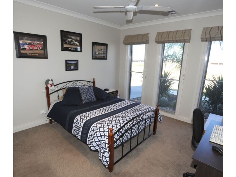 77 Lakeviews Circuit, Yarrawonga VIC 3730