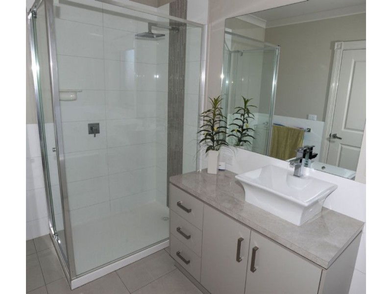 77 Lakeviews Circuit, Yarrawonga VIC 3730