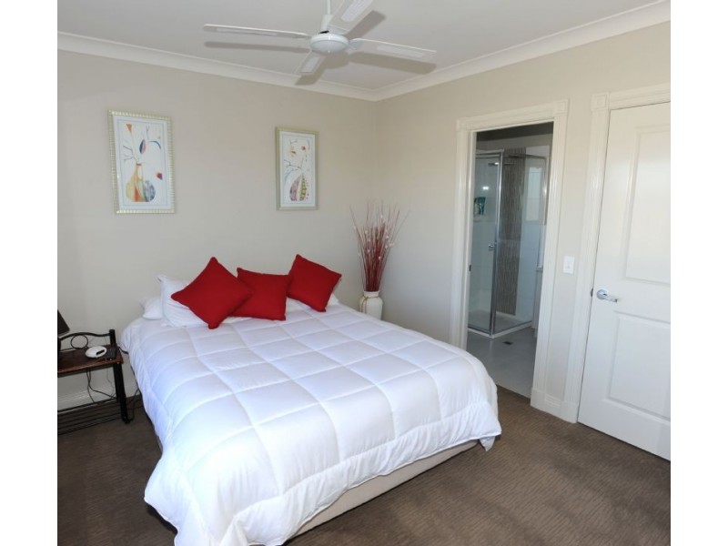 77 Lakeviews Circuit, Yarrawonga VIC 3730