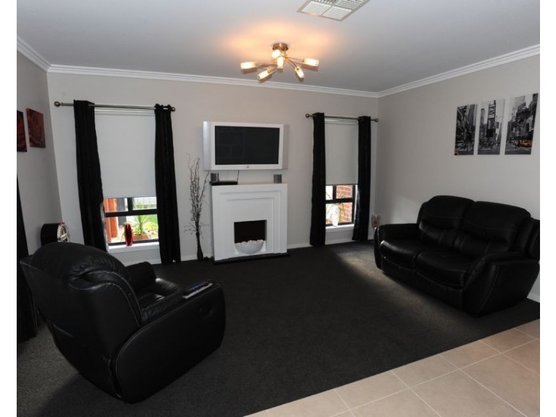 1 Derry Drive, Yarrawonga VIC 3730