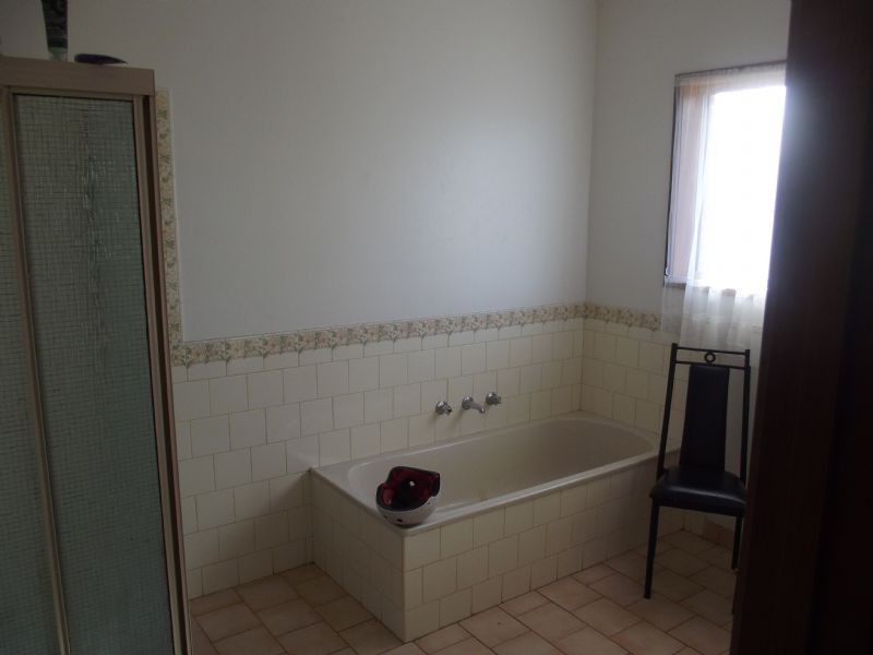 Business – Milk Bar General Store – 2 Cahill Court, Yarrawonga VIC 3730