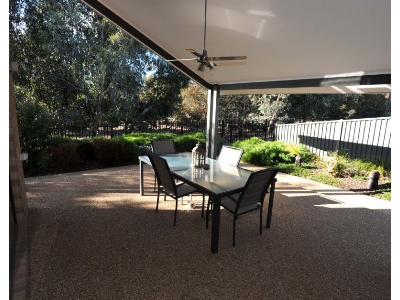 12 Robinson Way, Yarrawonga VIC 3730