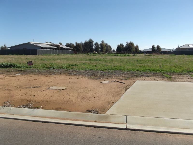 V/L-5 Coco Cres Silverwoods, Yarrawonga VIC 3730