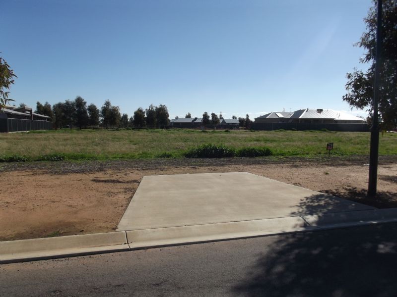 V/L-5 Coco Cres Silverwoods, Yarrawonga VIC 3730