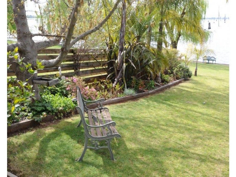 30 Stevenson Crt, Yarrawonga VIC 3730