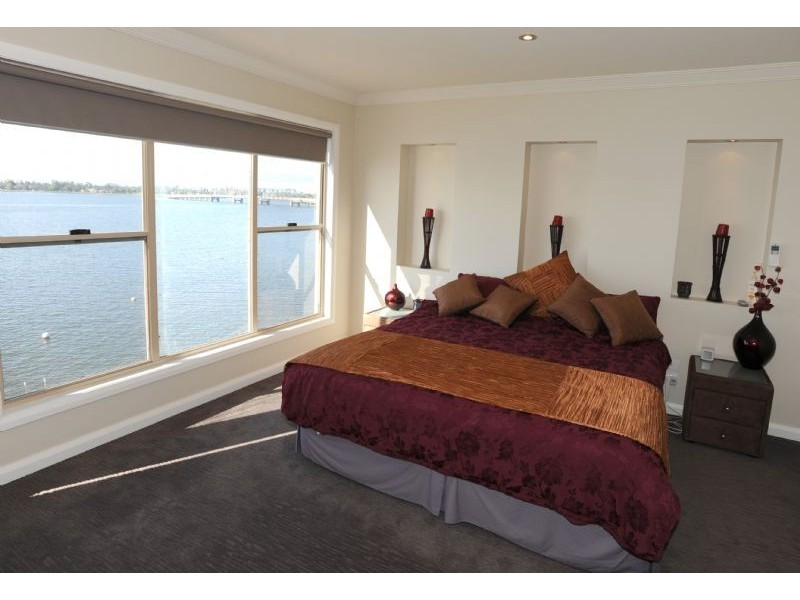 Waterfront Property-26 Cypress Drive, Mulwala NSW 2647