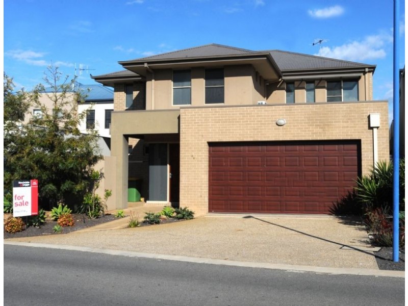 Waterfront Property-26 Cypress Drive, Mulwala NSW 2647