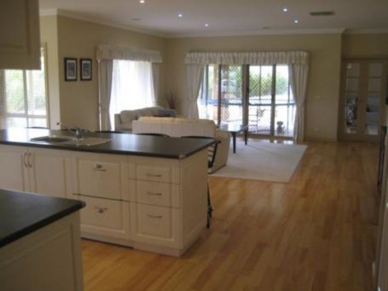 15 Somerset Dve, Yarrawonga VIC 3730