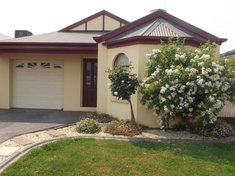 41 Madden Dve, Yarrawonga VIC 3730