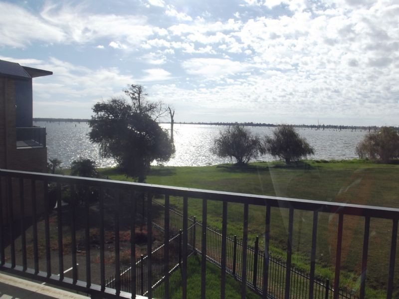 3/10 Luton Drive, Yarrawonga VIC 3730