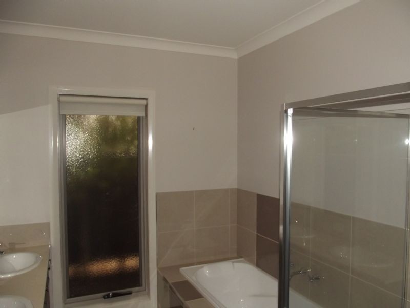 5 Phillip Hyland Drive, Yarrawonga VIC 3730